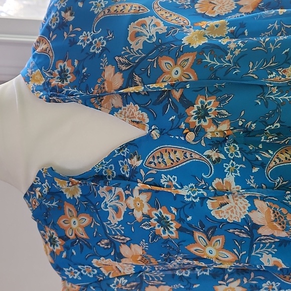 Blouse - Picture 2 of 4